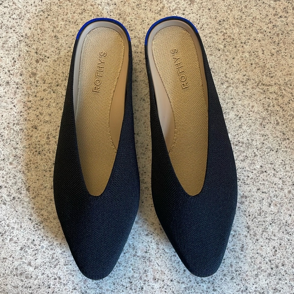 Rothy’s Almond Demi - Black Size 10.5